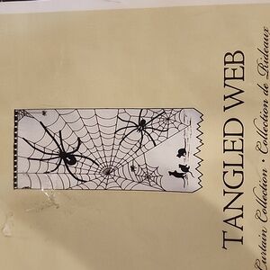Tangled Web scenic panel - Halloween - Heritage Lace